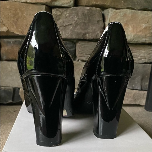 ALDO black and white heels - Picture 2 of 4